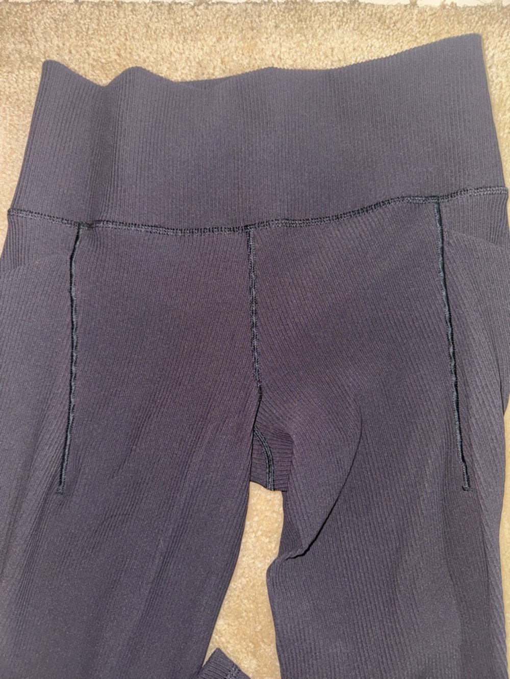 Athleta Black Stash Pocket II Ribbed 7/8 tight - size medium - Picture 3 of 8